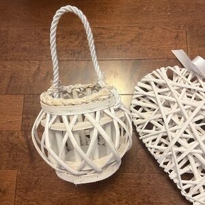 Set of two decorative baskets